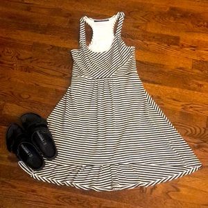 Francesca’s black & white strip hi/low dress - S